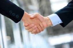 リツアンSTCのマージン率は業界最低水準!SES業界の平均と比較してみた